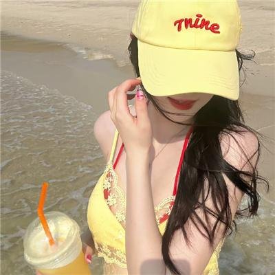 冰属性男子与酷酷女同事